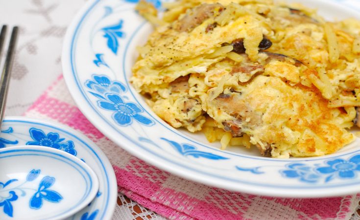 Scrambled Eggs with Onions and Mushrooms - Sassy Townhouse Living