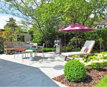 5 Quick And Easy Ways To Spruce Up Your Outdoor Space