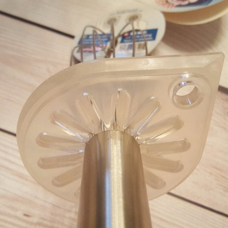 Whisk Wiper Keeps Your Whisk Clean And No More Product Waste