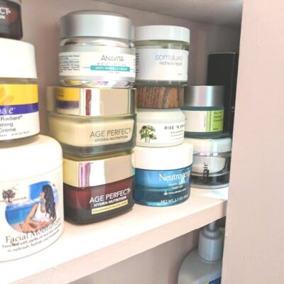 Easily Transform Medicine Cabinets From Bleak To Chic - Sassy Townhouse Living