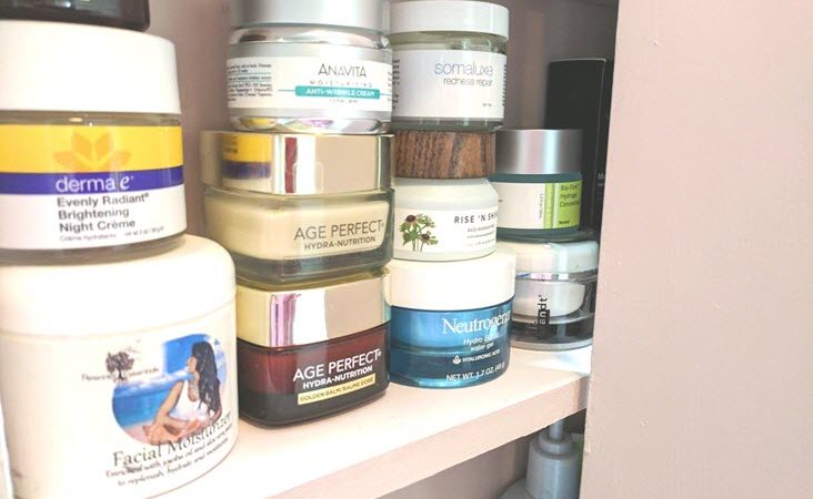 Easily Transform Medicine Cabinets From Bleak To Chic - Sassy Townhouse Living