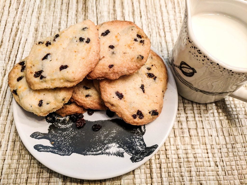Currant And Orange Shortbread Cookies
