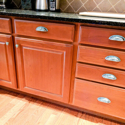 How To Beautify Your Kitchen Cabinets With New Hardware Pulls And Knobs