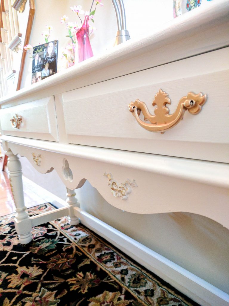 How To Add Beautiful Bendable Furniture Moldings To Your Decor