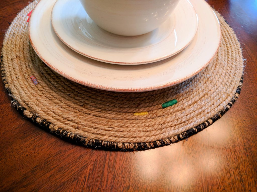 How To Easily Create Beautiful Jute Placemats And Chargers