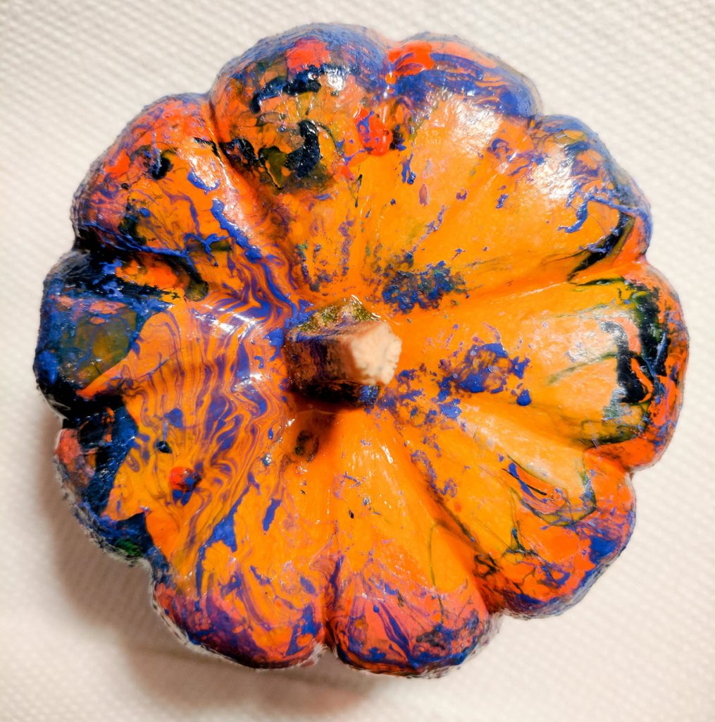 How To Easily Make Beautiful Nail Polish Dipped Pumpkins