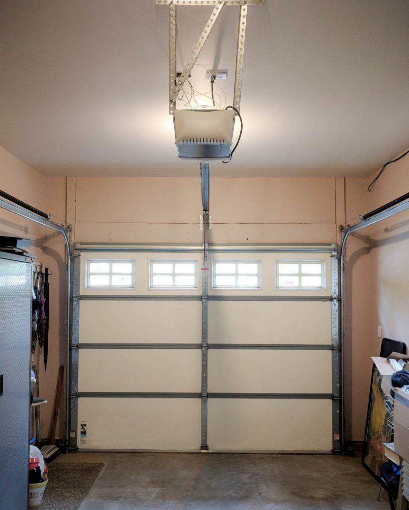 5 Quick Ways to Troubleshoot A Faulty Garage Door