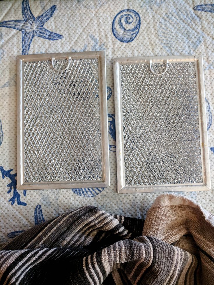 Clean Oven Vents In Minutes With This Easy Kitchen Hack