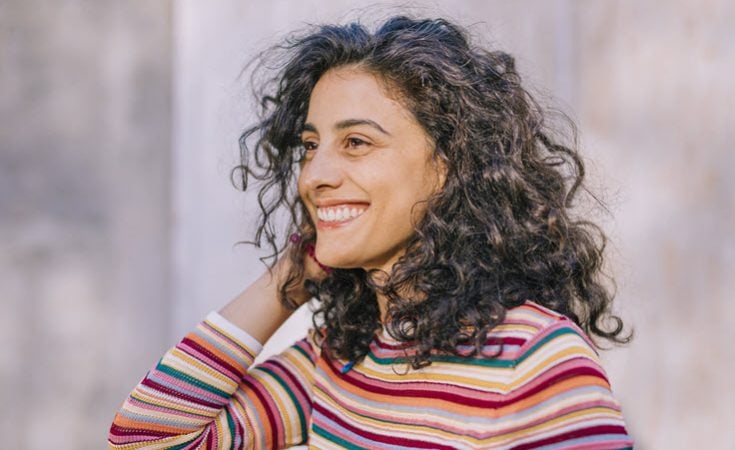 Get Perfect Curls That Last With 5 Easy Tips