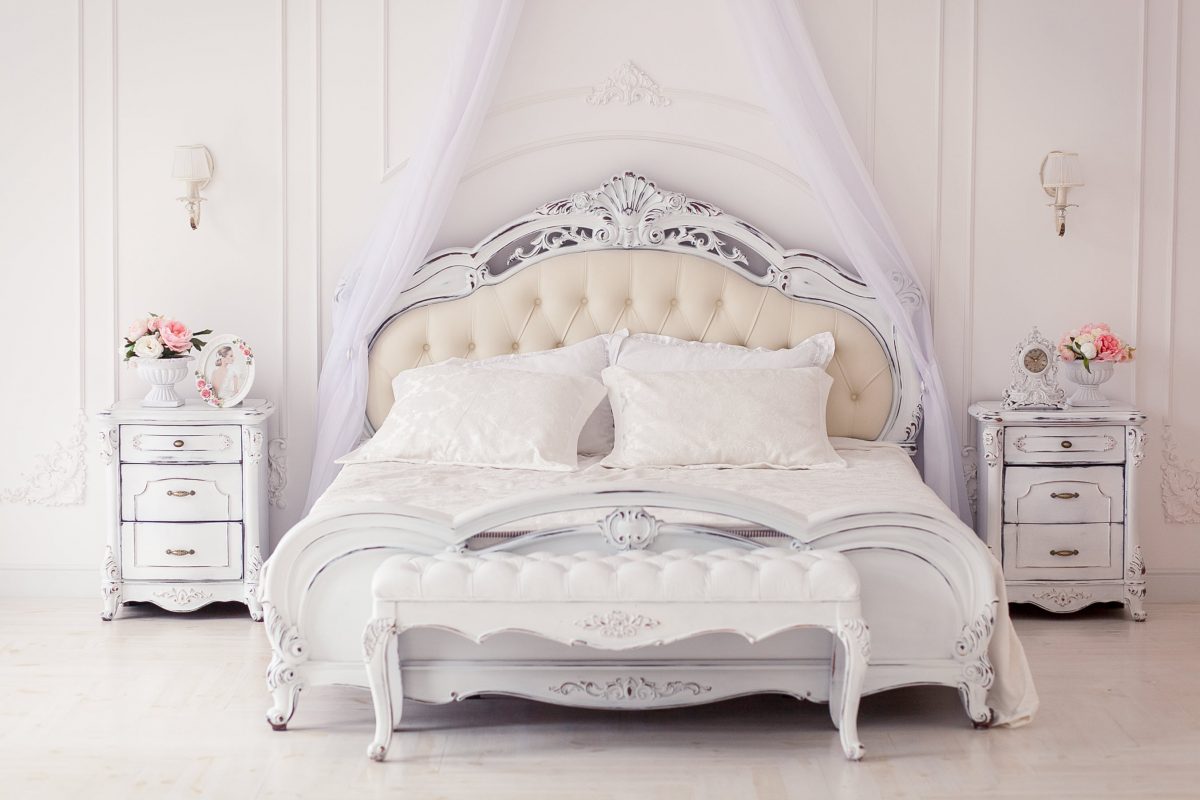 An Ultimate Guide To An Affordable Luxurious Bedroom