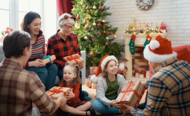 Holiday Shopping Gift Ideas - 10 Amazing Gifts You Need To See!